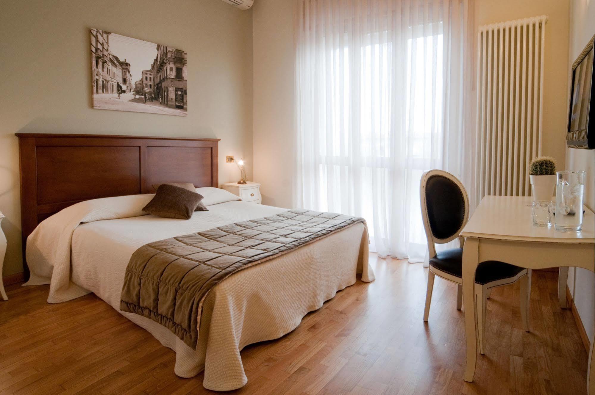 Hotel Belvedere Thiene Luaran gambar